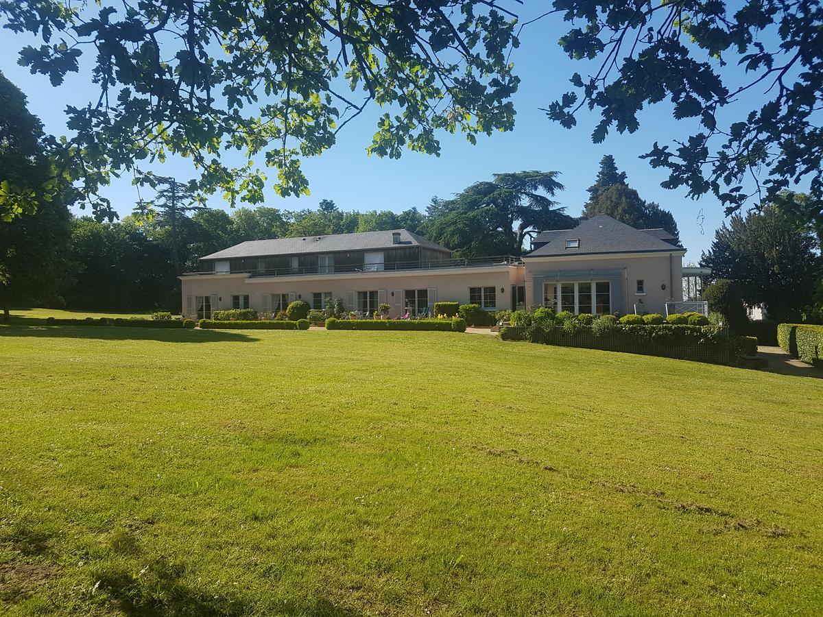Les Mazeraies Maison D'Hotes Avec Spa Savonnières Zewnętrze zdjęcie